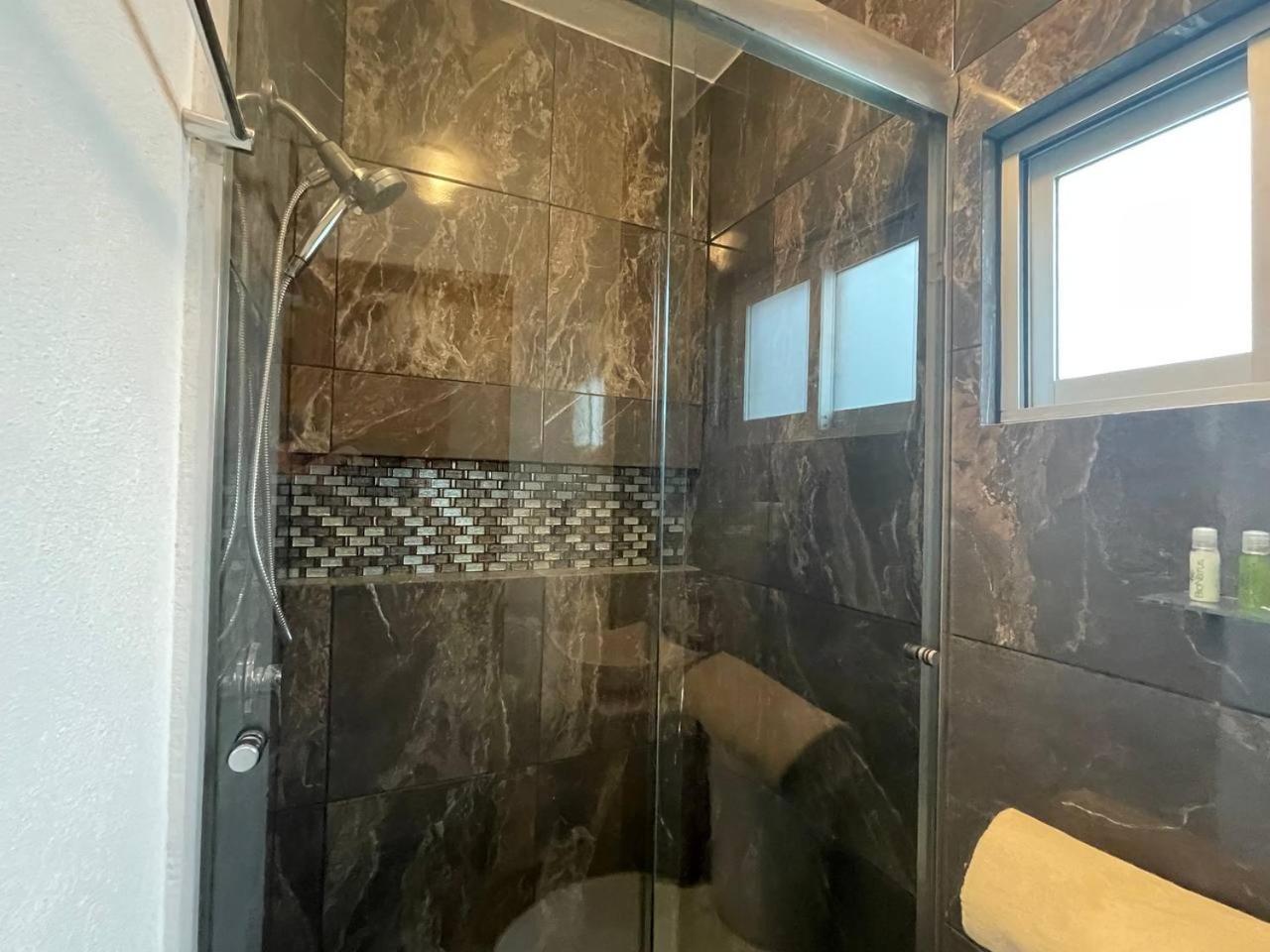 مدينة مكسيكو Suites C O V A D O N G A الغرفة الصورة